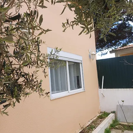 Garden House In Apartment Cascais
