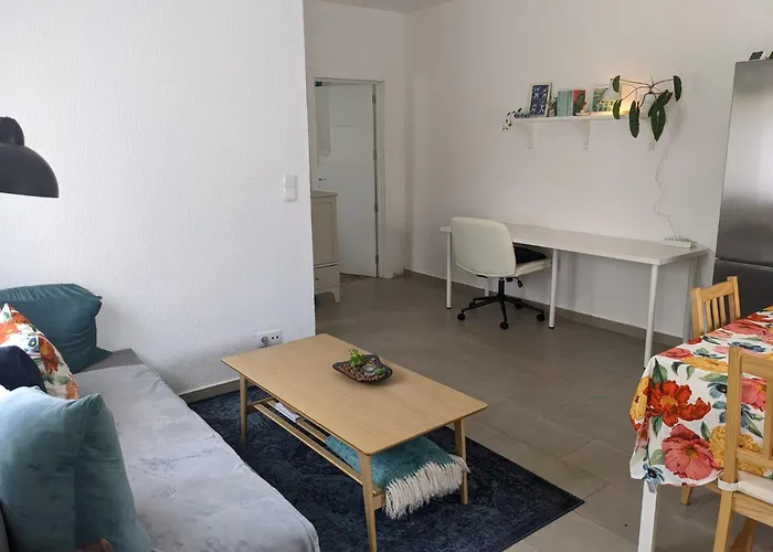 Апартаменты Garden House In Кашкайш