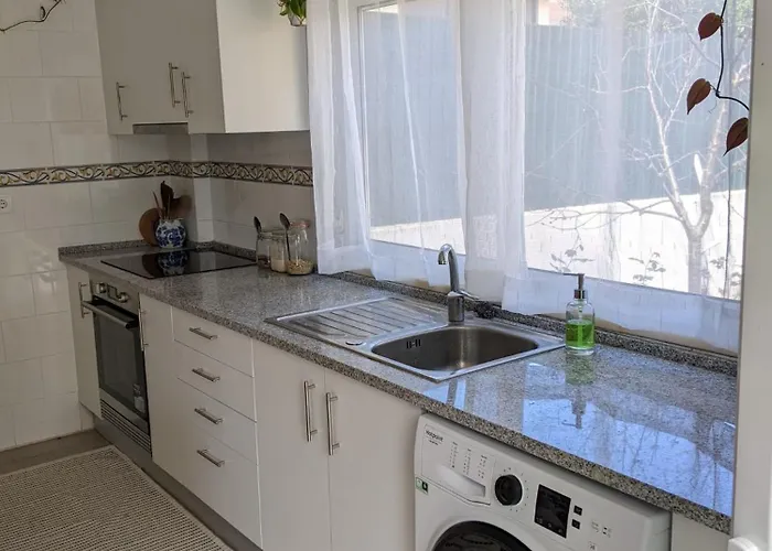 Апартаменты Garden House In